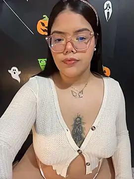 Snapshot of GabrielleMarsh1 chatting on November 2, 2025, 3:09 am GabrielleMarsh1 online show from November 2, 2025, 3:09 am