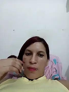 Snapshot of Mariana08andDiego chatting on February 4, 2026, 2:17 am Mariana08andDiego online show from February 4, 2026, 2:17 am
