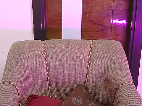 cute zaraa online show from December 21, 2025, 5:47 am