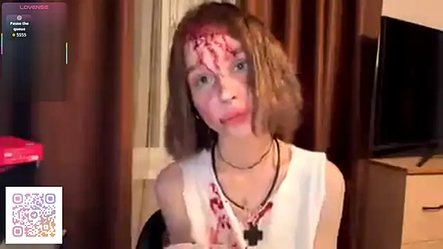 Snapshot of TerrellSroufe chatting on October 31, 2025, 7:37 pm TerrellSroufe online show from October 31, 2025, 7:37 pm