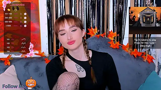 Snapshot of Olivia_Grantt chatting on October 29, 2025, 1:08 am Olivia Grantt online show from October 29, 2025, 1:08 am