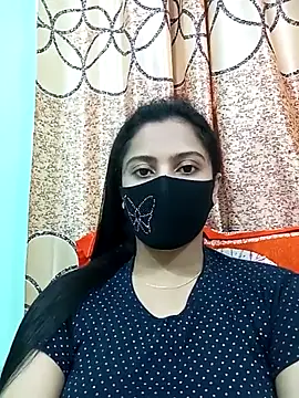 Snapshot of daisy-03 chatting on October 26, 2025, 10:15 pm daisy-03 online show from October 26, 2025, 10:15 pm