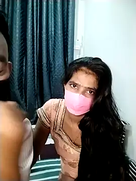 Aarzoo Arman online show from October 5, 2025, 5:33 pm
