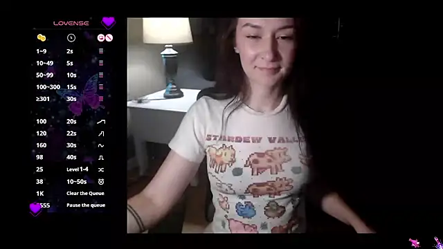 Snapshot of MysticMuse30 chatting on October 6, 2025, 10:18 pm MysticMuse30 online show from October 6, 2025, 10:18 pm