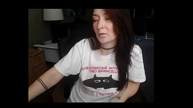 Snapshot of MysticMuse30 chatting on October 20, 2025, 3:01 pm MysticMuse30 online show from October 20, 2025, 3:01 pm