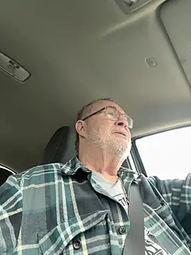 Jcaspen online show from March 8, 2026, 1:26 pm