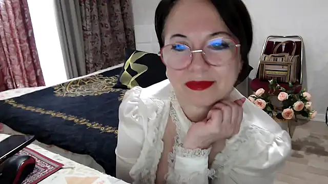 Arisa5000 online show from May 5, 2026, 6:54 am
