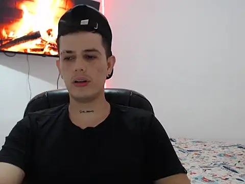 Mylo smit online show from October 7, 2025, 4:42 am