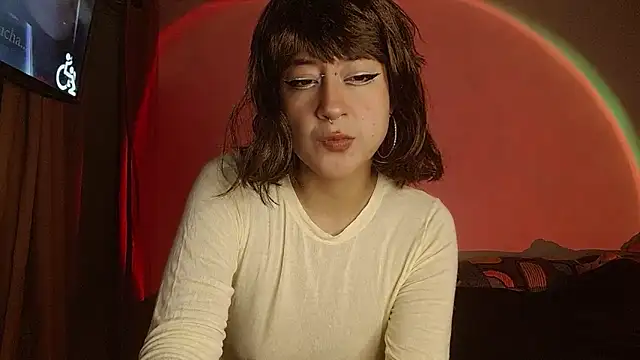 Snapshot of zora_blue777 chatting on February 4, 2026, 1:33 am zora blue777 online show from February 4, 2026, 1:33 am