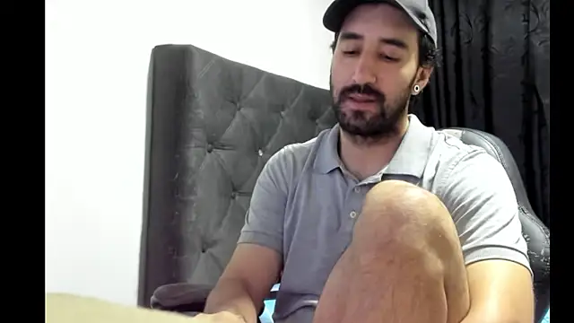 coolfriki online show from November 10, 2025, 4:22 am