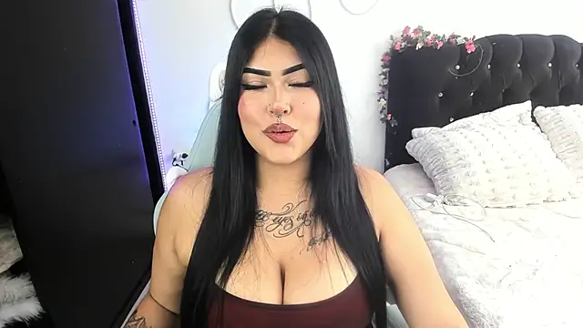 Snapshot of hollycute__ chatting on April 9, 2026, 6:46 pm hollycute online show from April 9, 2026, 6:46 pm