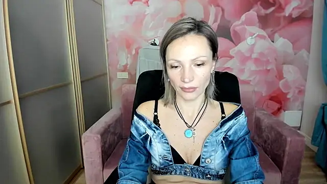 AlinaMoor online show from February 24, 2026, 12:52 am