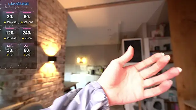  favdream online show from October 18, 2025, 5:54 am