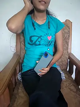School girl 01 online show from October 7, 2025, 4:31 am