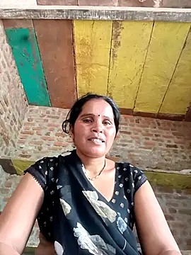 Snapshot of Nm_sanjna chatting on June 11, 2026, 3:15 am Nm sanjna online show from June 11, 2026, 3:15 am