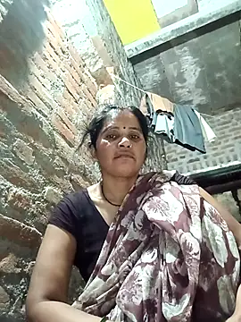 Snapshot of Nm_sanjna chatting on June 11, 2026, 11:03 pm Nm sanjna online show from June 11, 2026, 11:03 pm