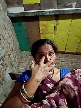 Snapshot of Nm_sanjna chatting on June 19, 2026, 2:54 pm Nm sanjna online show from June 19, 2026, 2:54 pm