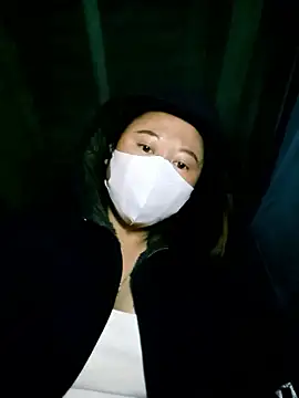 Ducky27021991 online show from January 7, 2026, 4:53 pm