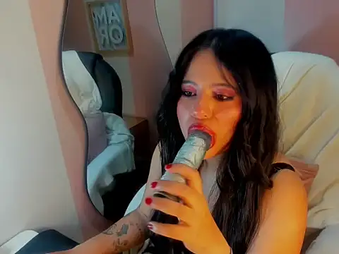 Cleosex01 online show from October 8, 2025, 4:43 am