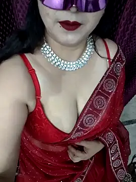 janvi 100 online show from November 7, 2025, 4:07 pm