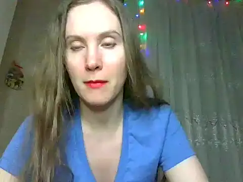 Snapshot of Lynirina chatting on June 19, 2026, 10:24 pm Lynirina online show from June 19, 2026, 10:24 pm