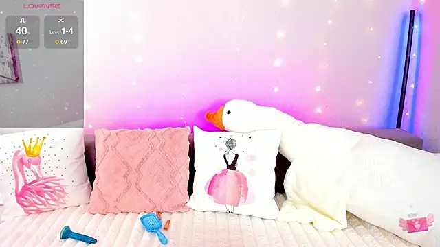 Evarey  online show from March 10, 2026, 5:34 am