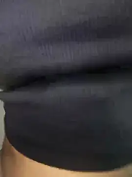 anshika0124 online show from October 28, 2025, 4:49 am