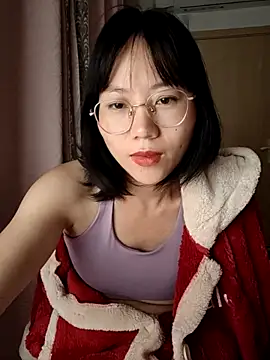 nini10052025 online show from November 11, 2025, 1:44 pm