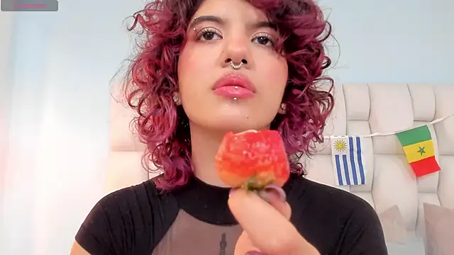eva caos online show from June 26, 2026, 4:39 am