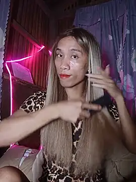 asian queen31 online show from May 17, 2026, 7:21 pm