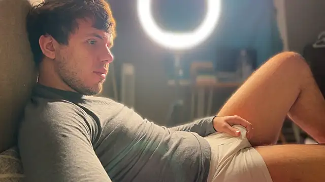 mynameischris online show from November 2, 2025, 8:17 am