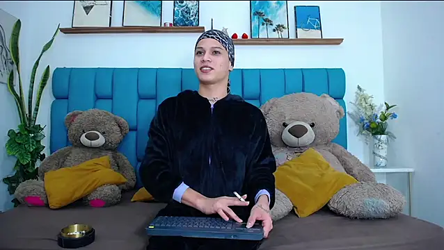 Brian hot online show from March 3, 2026, 11:16 am