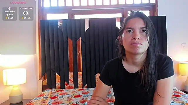 Sofy and Mia online show from November 24, 2025, 12:38 pm