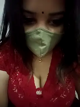 Beauty Queen Soniya online show from November 28, 2025, 5:15 pm