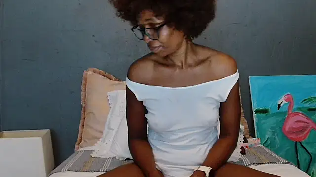 NaughtyCouga online show from November 28, 2025, 6:49 am