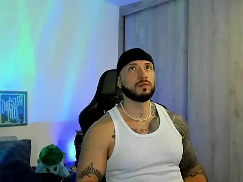 Dave-Max01 online show from January 7, 2026, 2:14 am