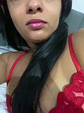 Snapshot of Brunamorenago chatting on February 10, 2026, 10:52 am Brunamorenago online show from February 10, 2026, 10:52 am