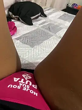 Snapshot of Brunamorenago chatting on February 14, 2026, 10:45 am Brunamorenago online show from February 14, 2026, 10:45 am