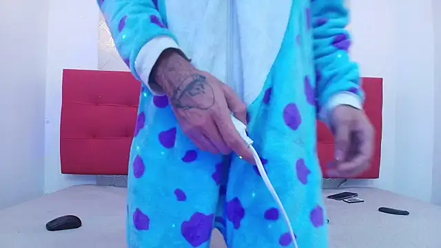 Snapshot of JacobBlackwell_ chatting on October 31, 2025, 11:55 am JacobBlackwell online show from October 31, 2025, 11:55 am