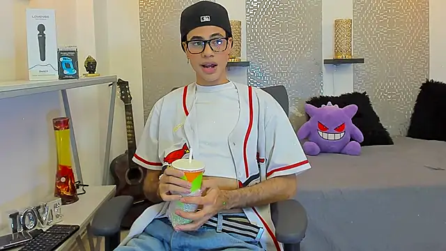 Snapshot of JacobBlackwell_ chatting on November 7, 2025, 7:25 pm JacobBlackwell online show from November 7, 2025, 7:25 pm