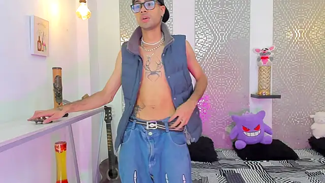 JacobBlackwell  online show from November 26, 2025, 7:37 pm