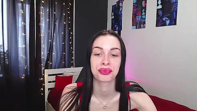 ariel is on vacation online show from October 10, 2025, 10:14 am