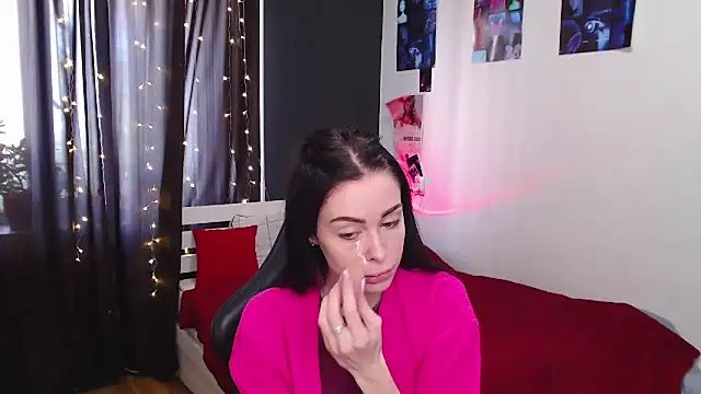 ariel is on vacation online show from October 12, 2025, 12:37 pm