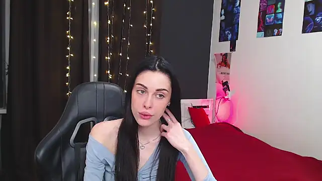 ariel is on vacation online show from October 18, 2025, 4:41 pm