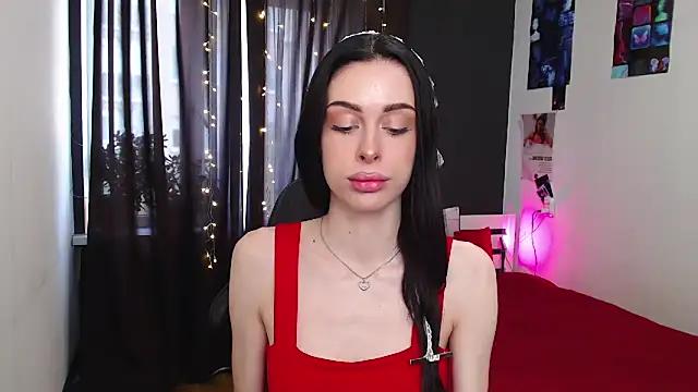 ariel is on vacation online show from October 22, 2025, 9:31 am