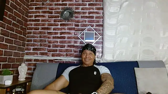 jordan bigcock  online show from March 17, 2026, 11:02 am