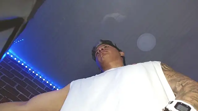 jordan bigcock  online show from June 15, 2026, 9:50 pm