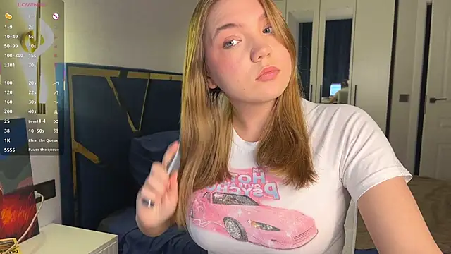 RebeccaEglitis online show from May 19, 2026, 5:08 pm