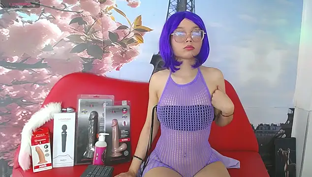 Snapshot of little_ellie_1 chatting on April 22, 2026, 7:59 pm little ellie 1 online show from April 22, 2026, 7:59 pm