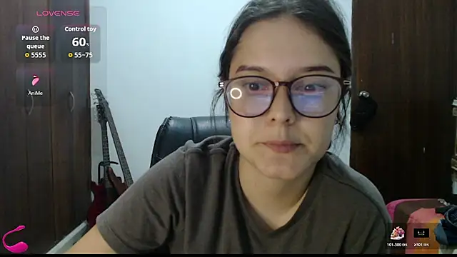 Snapshot of CarlaLorez chatting on May 30, 2026, 1:25 am CarlaLorez online show from May 30, 2026, 1:25 am